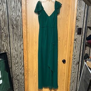 Chic Forest Green Maxi Dress